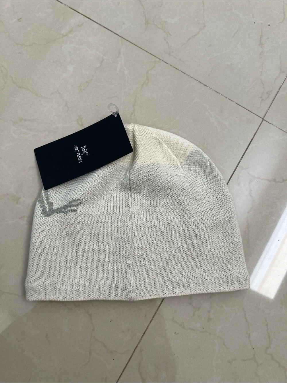 NEW Arc'teryx BIRD HEAD TOQUE Sea Salt / Habitat Cream Beanie Light Gray